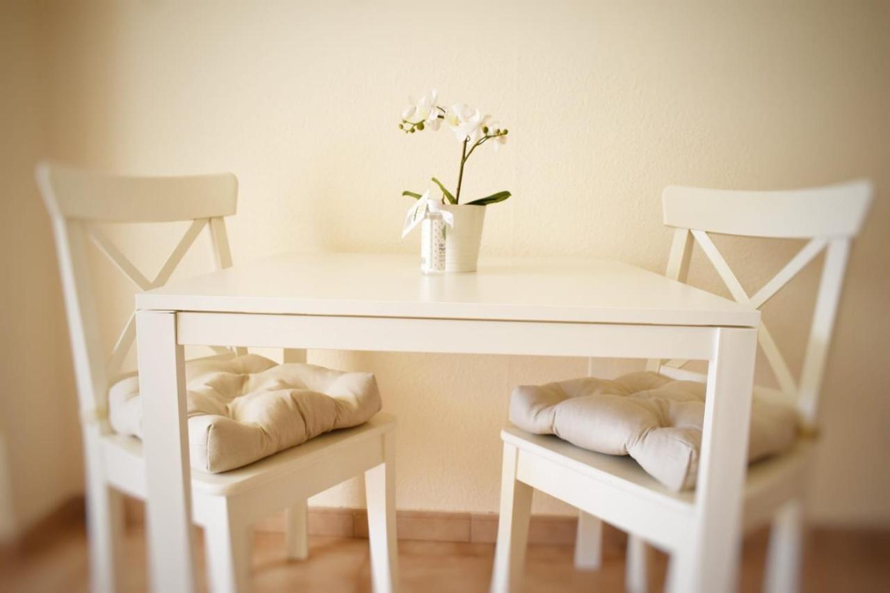 Castle Apartment Margherita ลอส กริสเตียนอส ภายนอก รูปภาพ